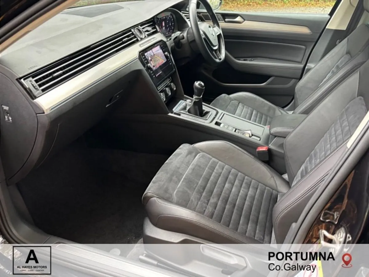 Volkswagen Passat Highline 1.6 TDI Bussiness Edit - Image 4