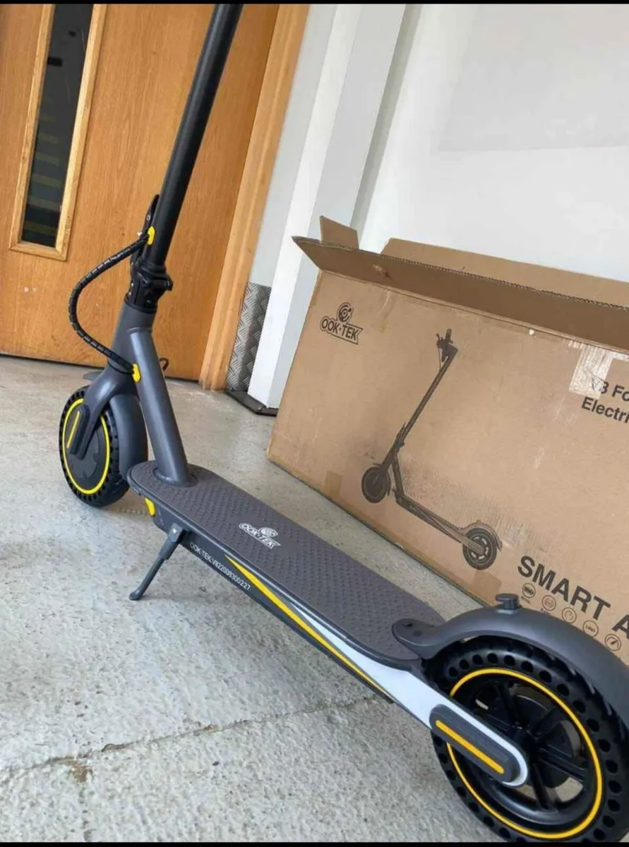 Electric Scooter - Image 2