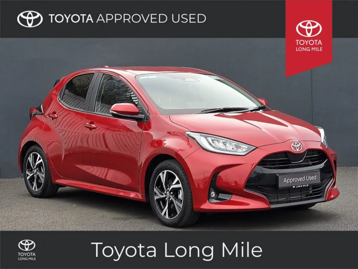 Toyota Yaris 1.5 Hybrid Luna Sport 5dr - Image 1