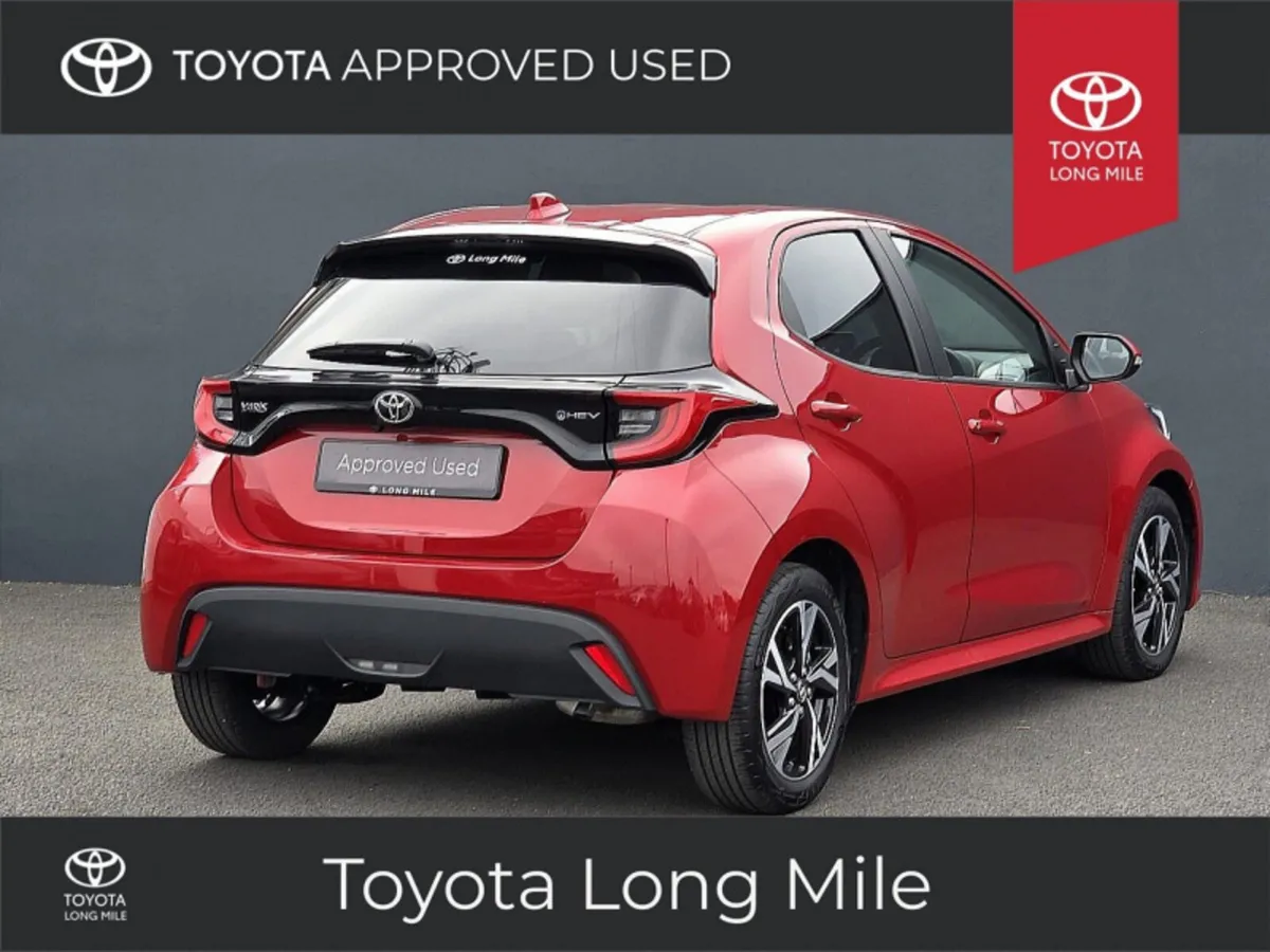 Toyota Yaris 1.5 Hybrid Luna Sport 5dr - Image 2