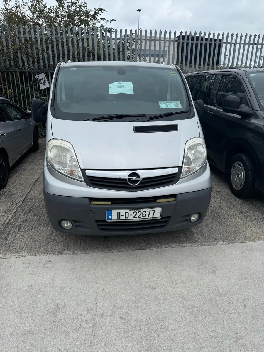Opel vivario - Image 1