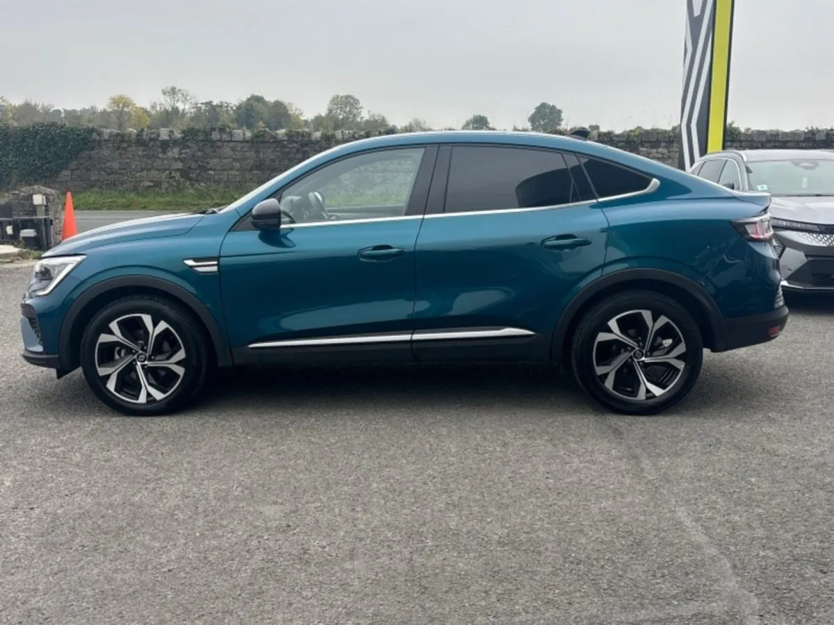Renault Arkana E-tech Hybrid 145 Auto Techno - Image 4