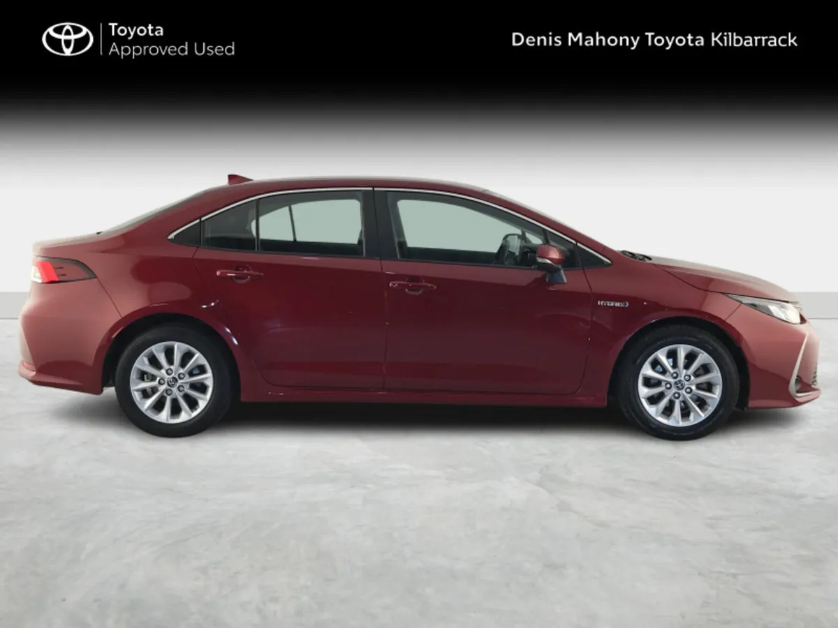 Toyota Corolla COROLLA HYBRID LUNA SAL - Image 3