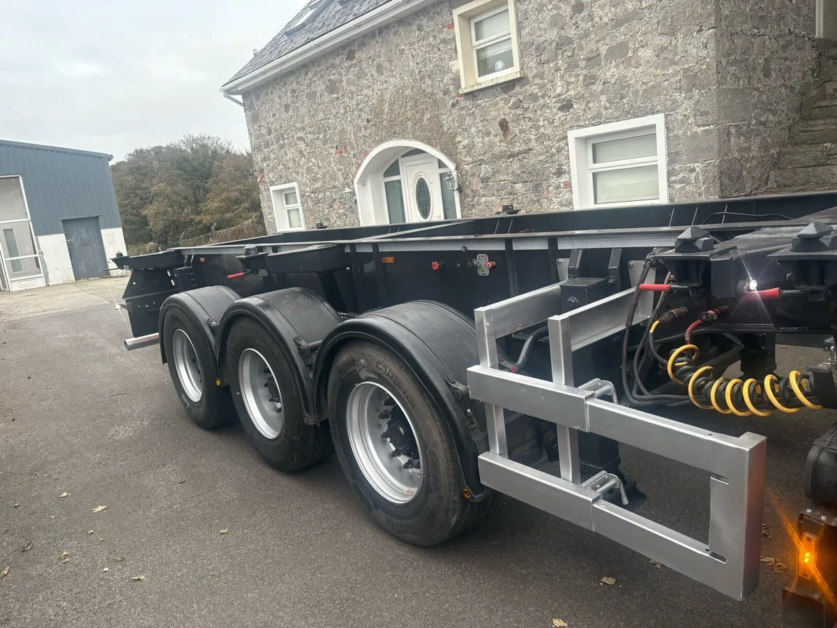 Dennison splitter trailer - Image 3