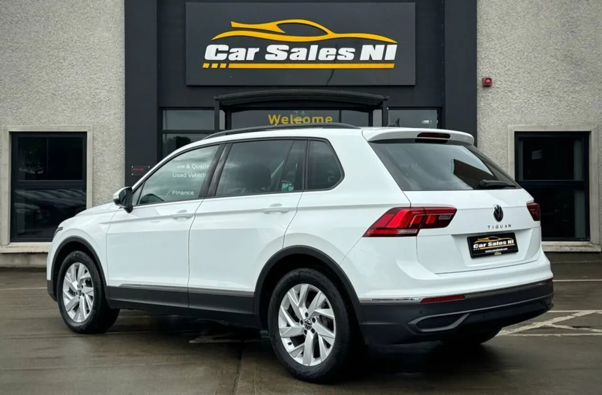 2.0 TDI Life SUV 5dr Diesel DSG - Image 4