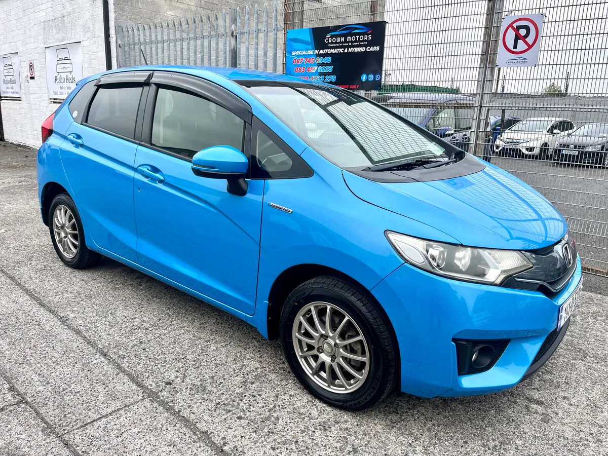 Honda Fit 2014 half leather - Image 2