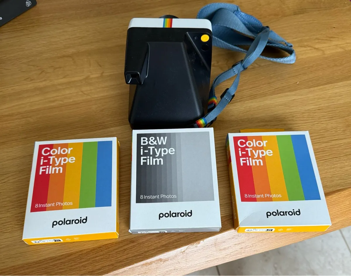 Polaroid Now Generation 2 with film - Image 3