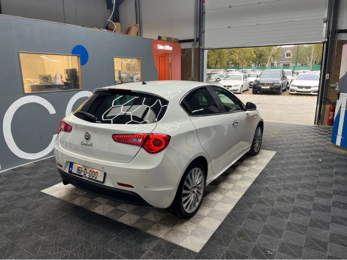 Alfa Romeo Giulietta €11950! 2016 ALFA ROMEO GIULI - Image 2