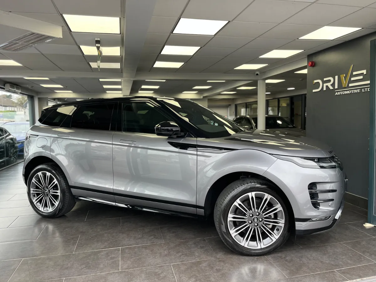 Land Rover Range Rover Evoque 2024 1.5 Hybrid  SE - Image 1