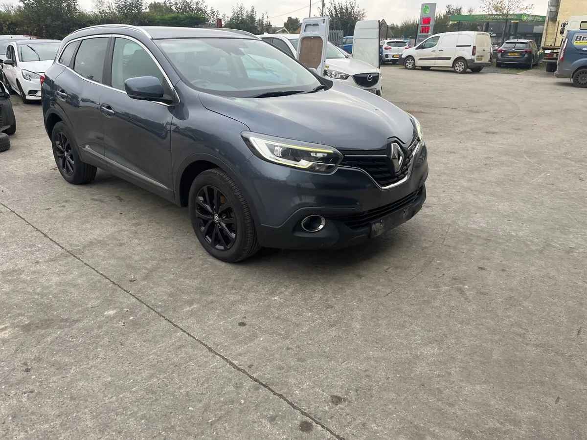 2017 Renault kadjar for breaking - Image 2