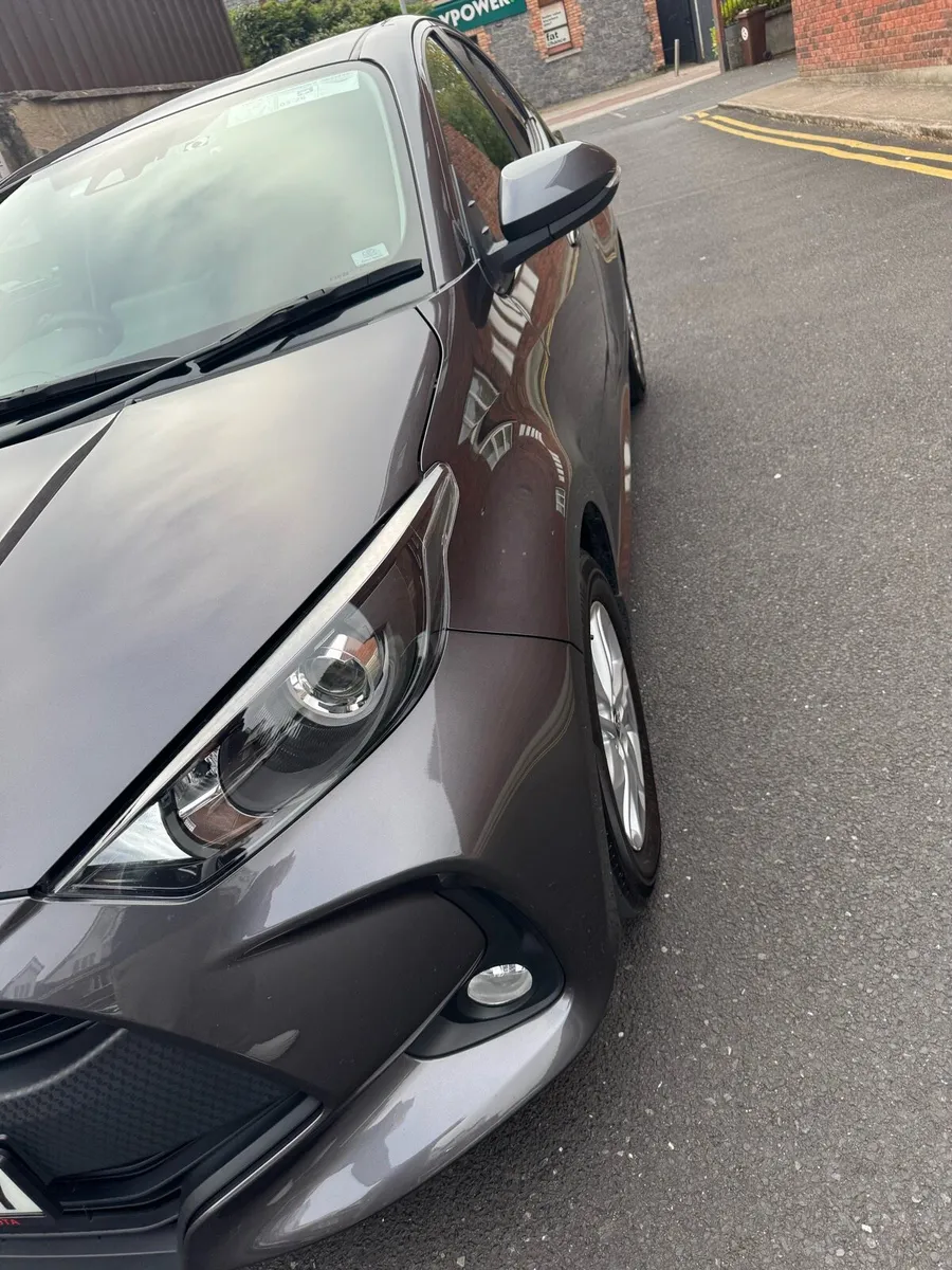 TOYOTA YARIS - Image 4