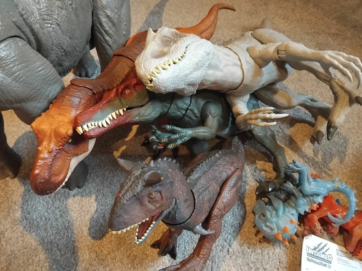 Jurassic Mattel Dinosaur Bundle - Image 2