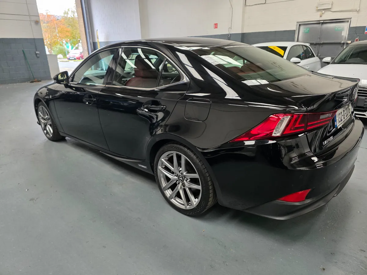 Lexus IS300H 2013 F Sport - Image 4