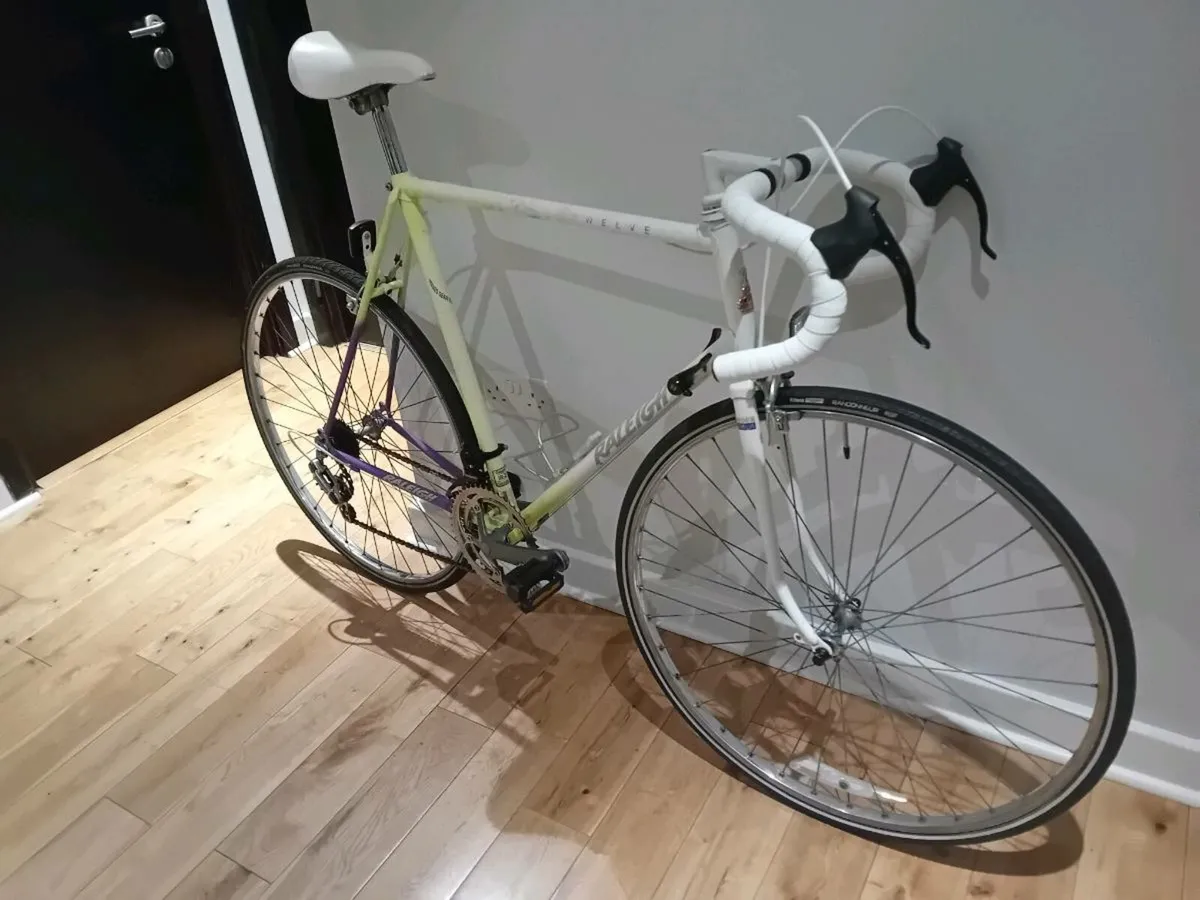1991 Raleigh Scorpio 12 - Image 1