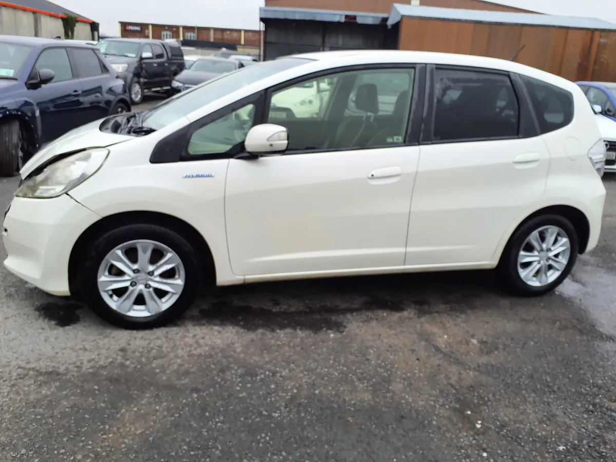 2014 Honda Fit - Image 3