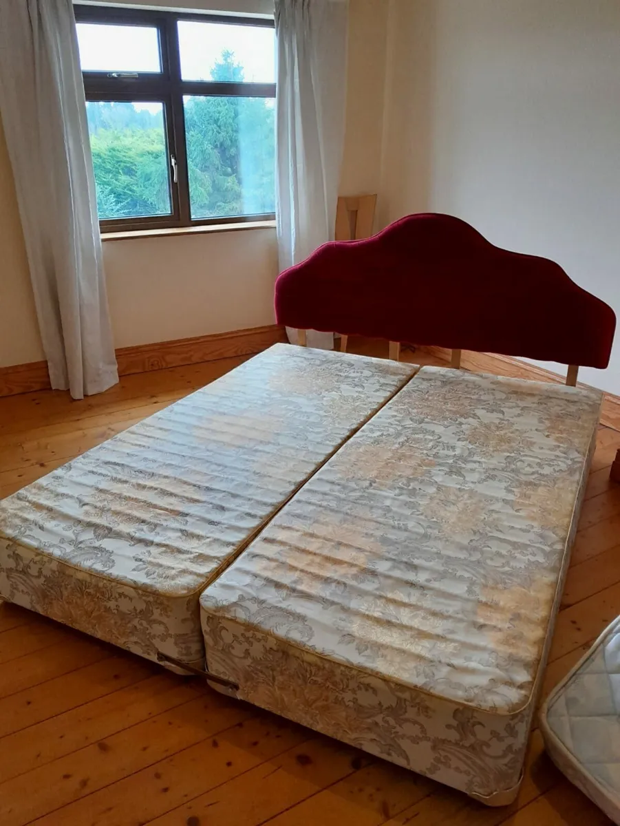 King Devan base- Splits-- excellent condition - Image 2