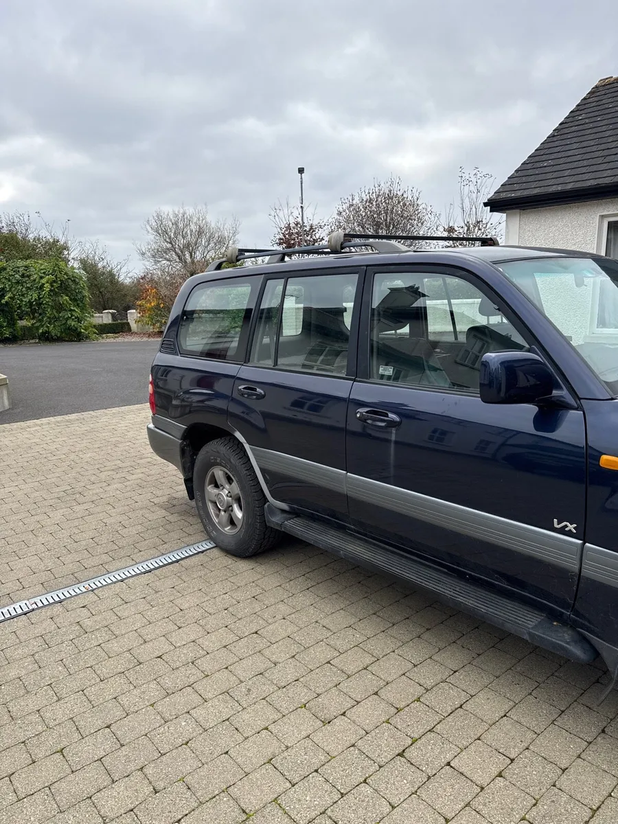Toyota Landcruser Amazon Crew Cab - Image 1