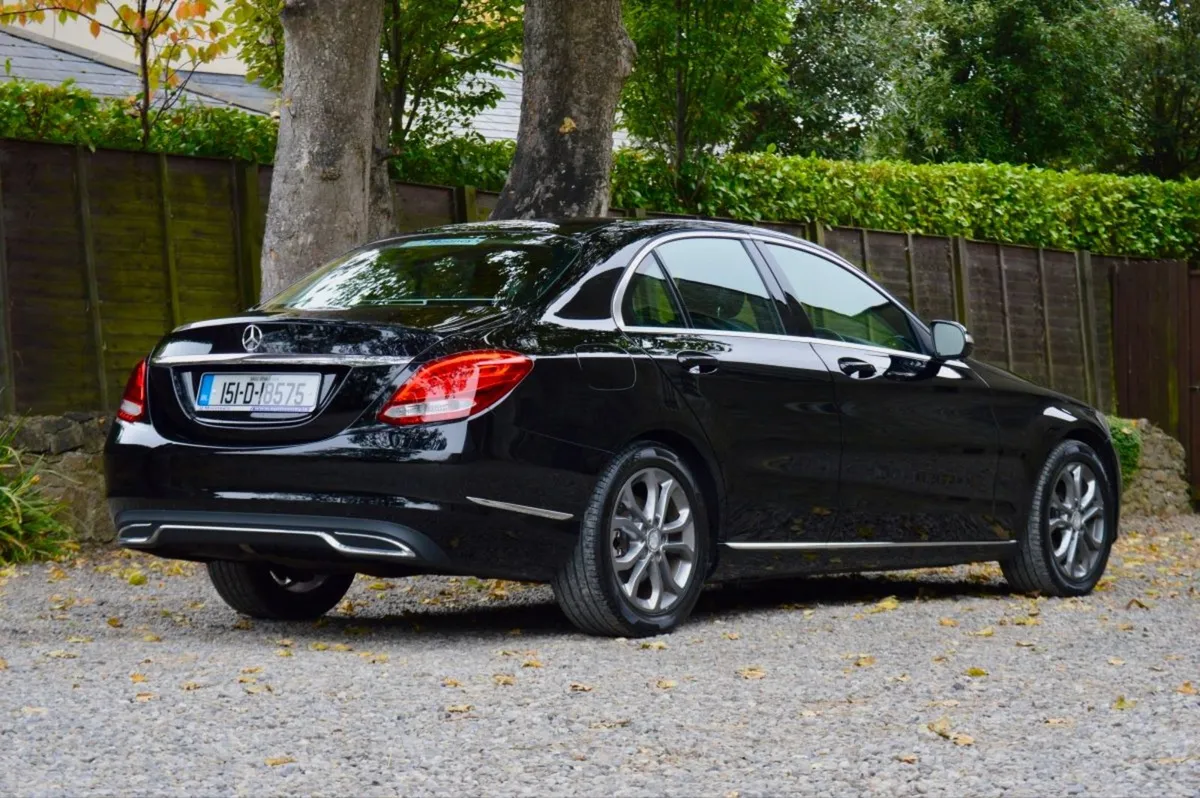 Mercedes-Benz C-Class C 200 Bluetec Avantgarde A/T - Image 3
