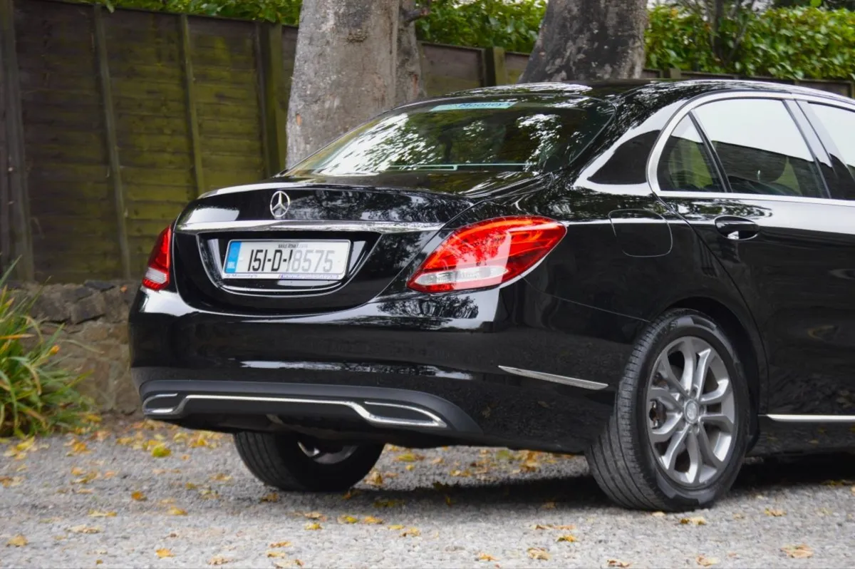 Mercedes-Benz C-Class C 200 Bluetec Avantgarde A/T - Image 4