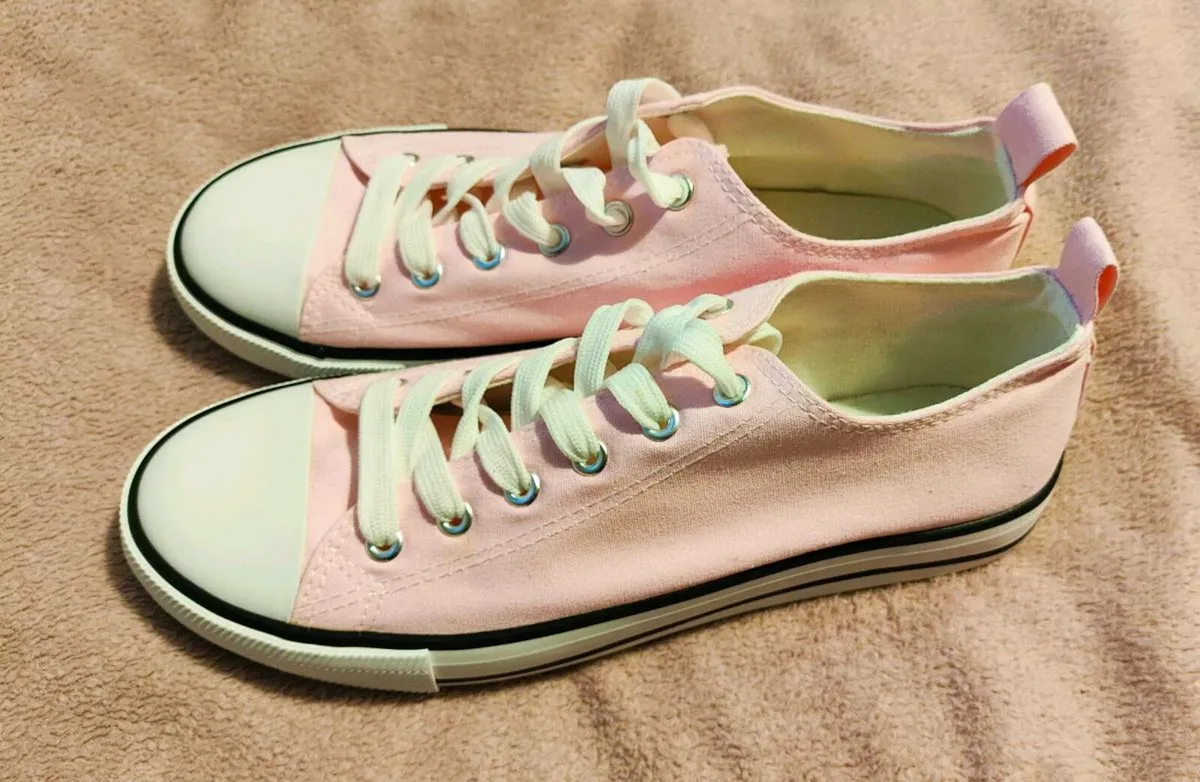 Light Pink Canvas Sneakers size 40 - Image 4