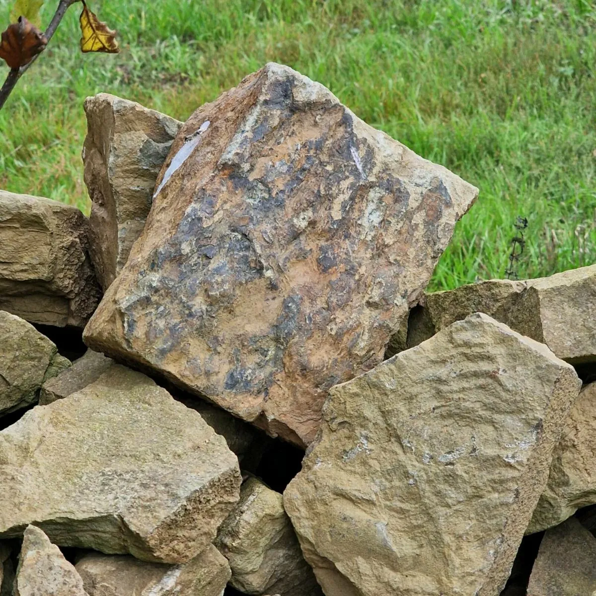 Building stone - Image 1