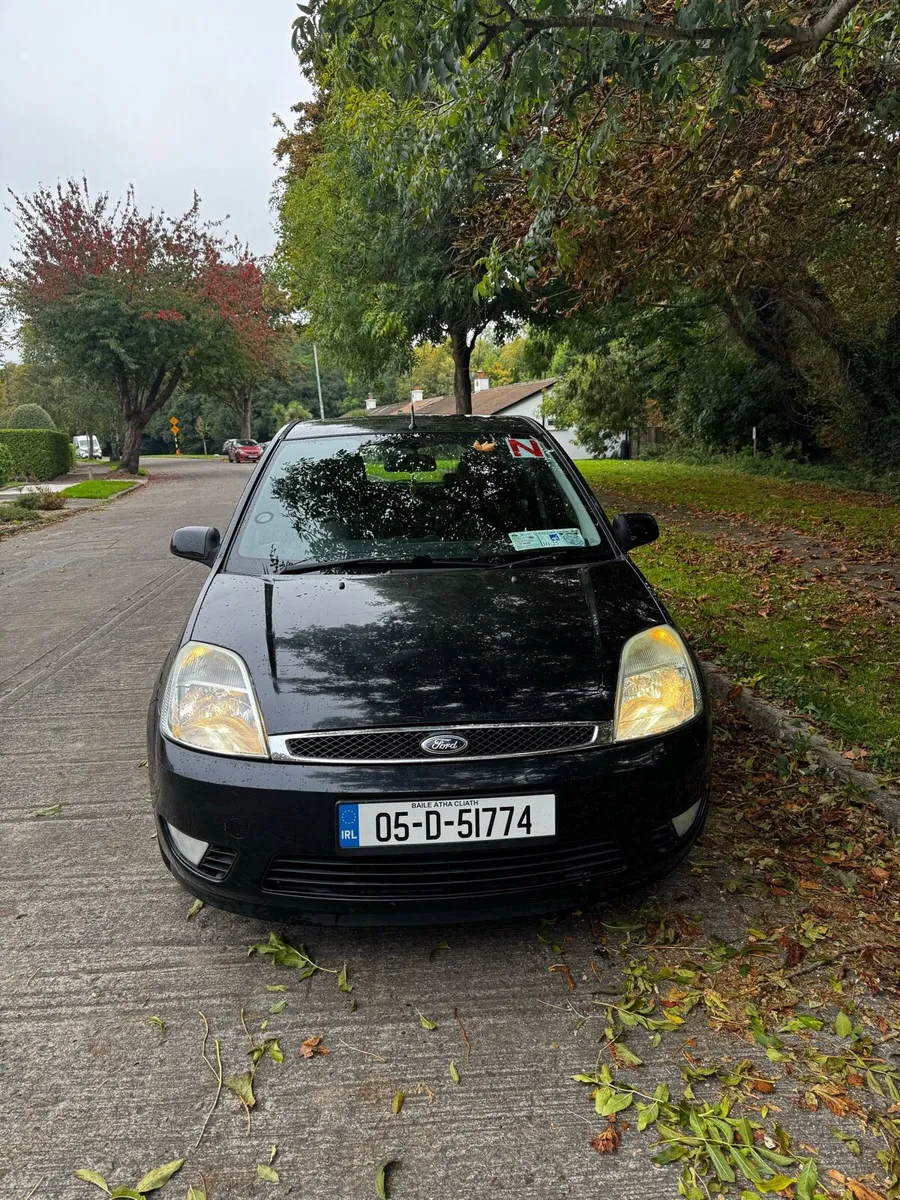 2005 Ford Fiesta - Image 2