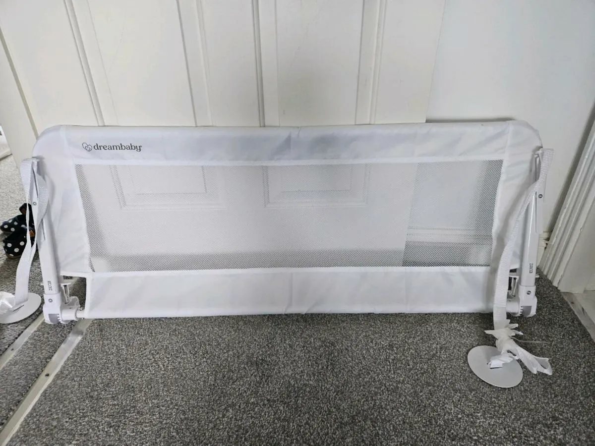 Bed rail - Image 1