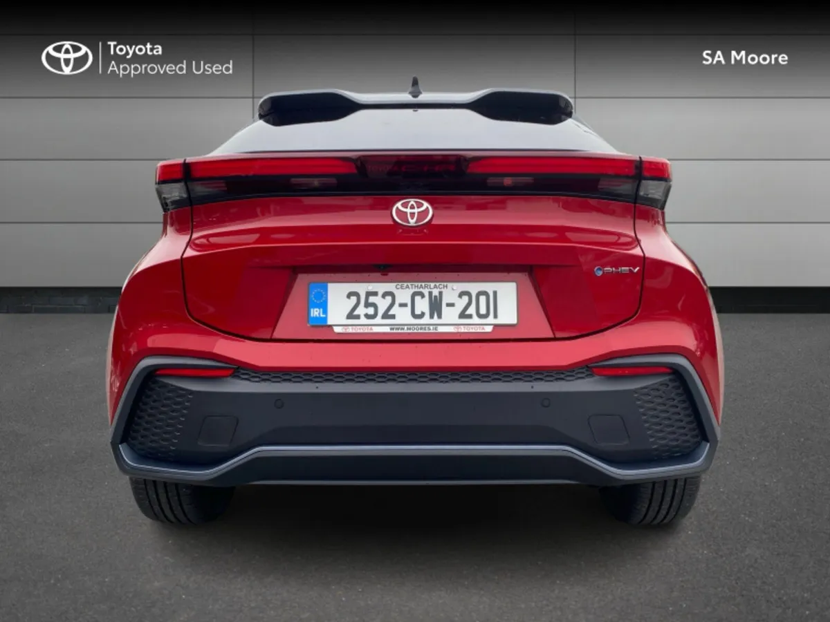 Toyota C-HR C-HR PHEV SPORT+ - Image 4
