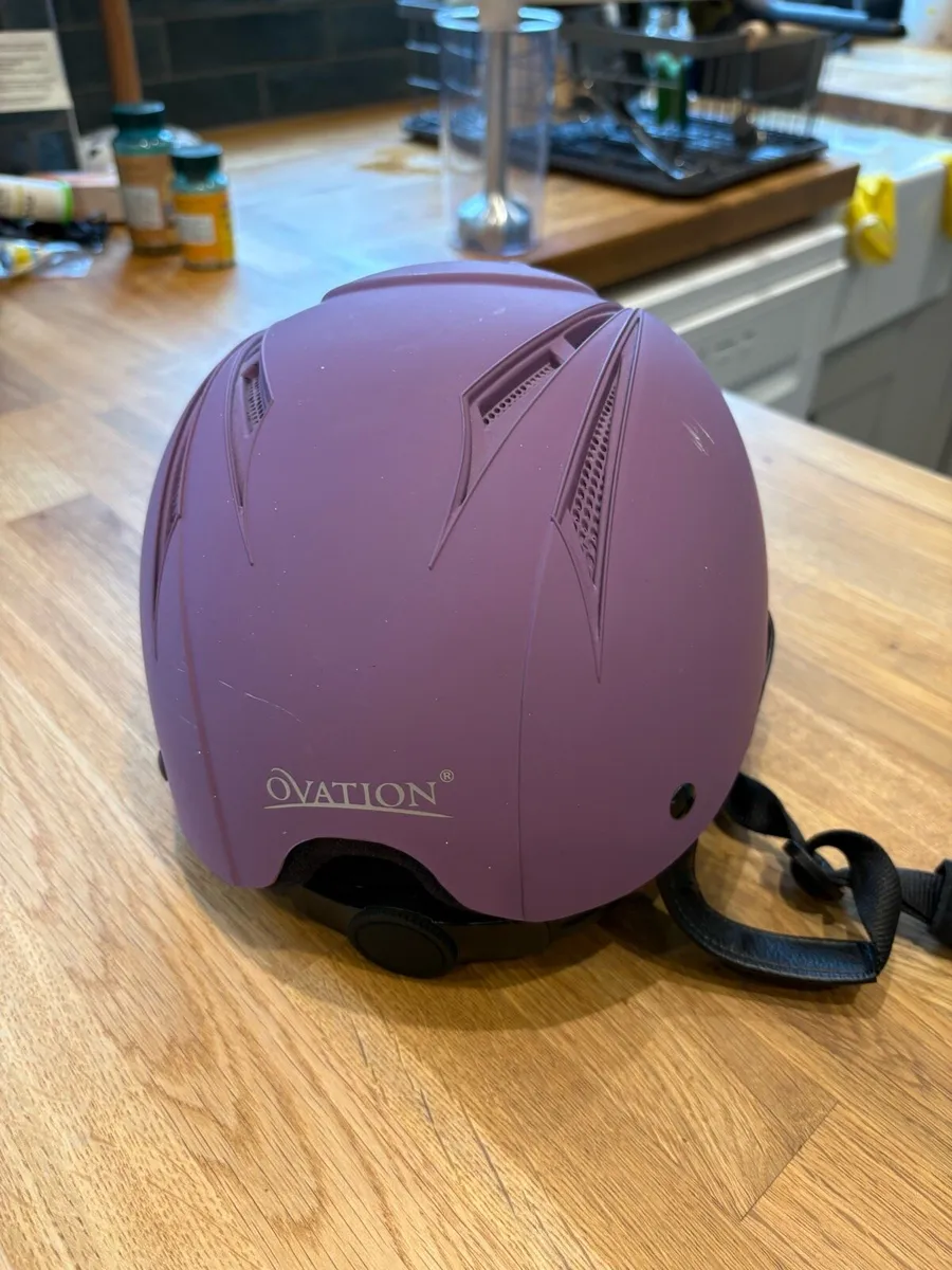 Horse riding helmet - Image 3