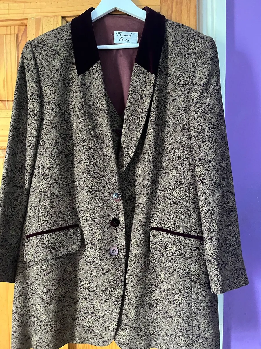 Ladies jacket & waist jacket. - Image 1