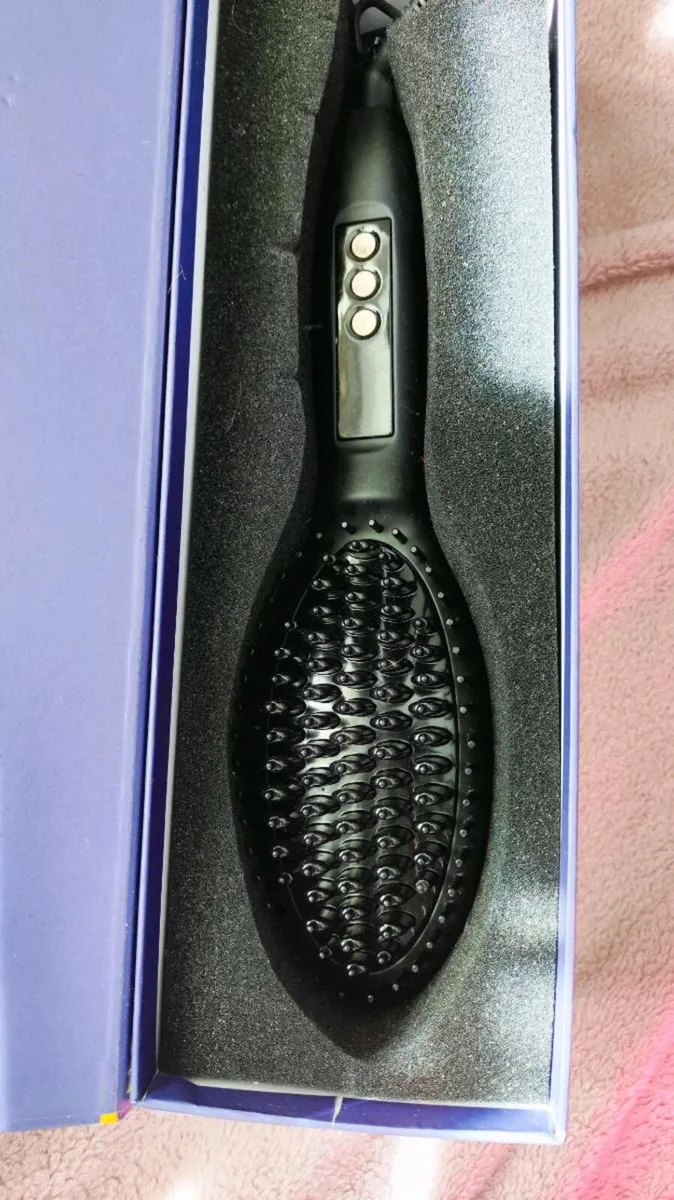 U-Spicy Hair Straightening Brush - Image 4