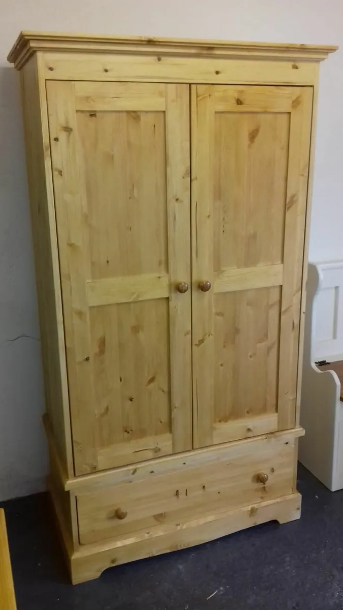 Handmade furniture, pine workshop - Image 3