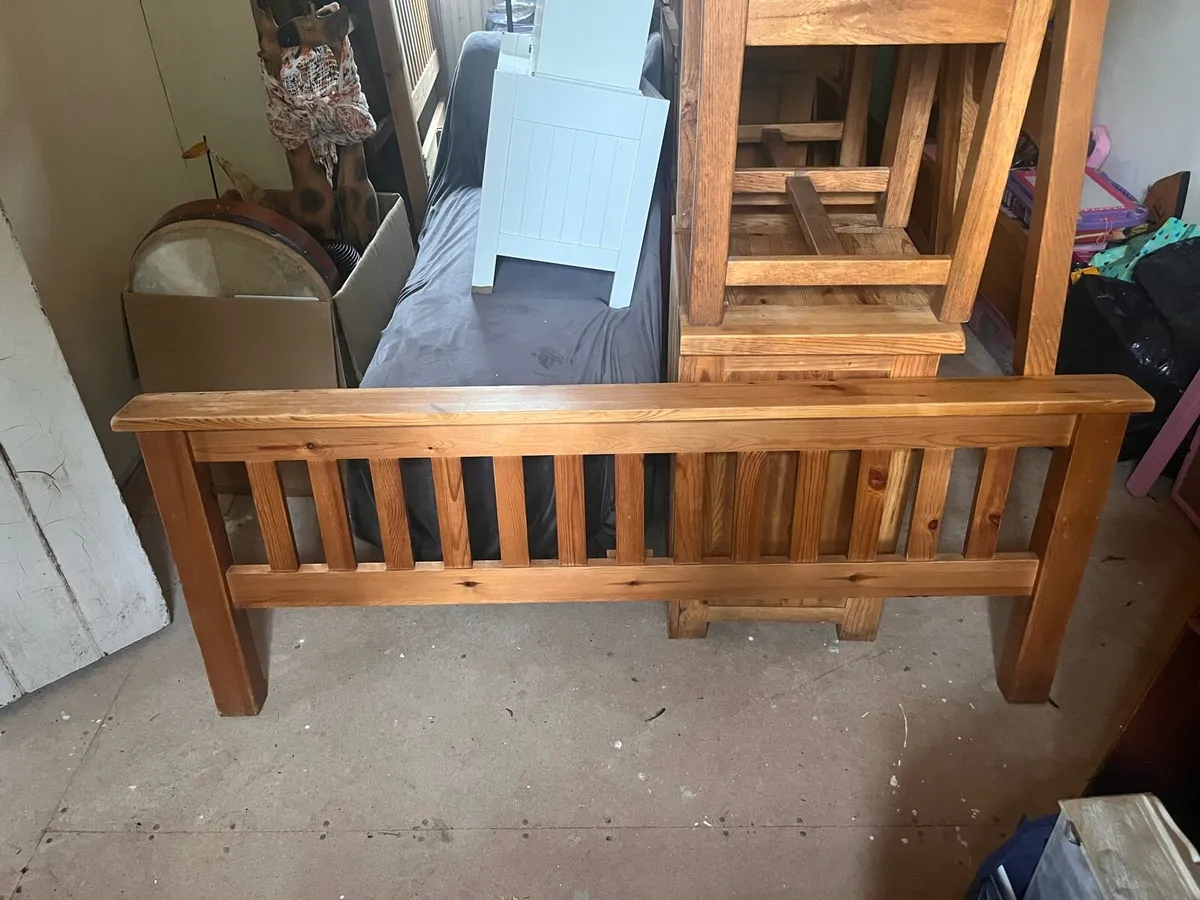 Double bed - Image 2