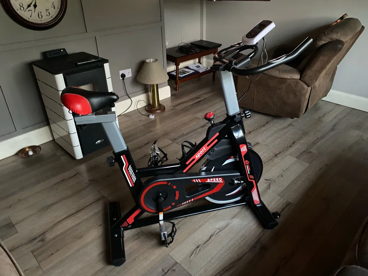 Exercise bike - Image 1