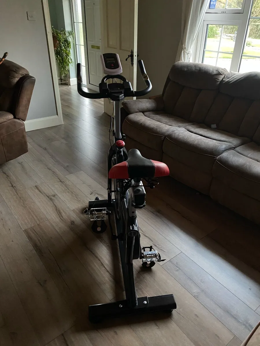 Exercise bike - Image 2