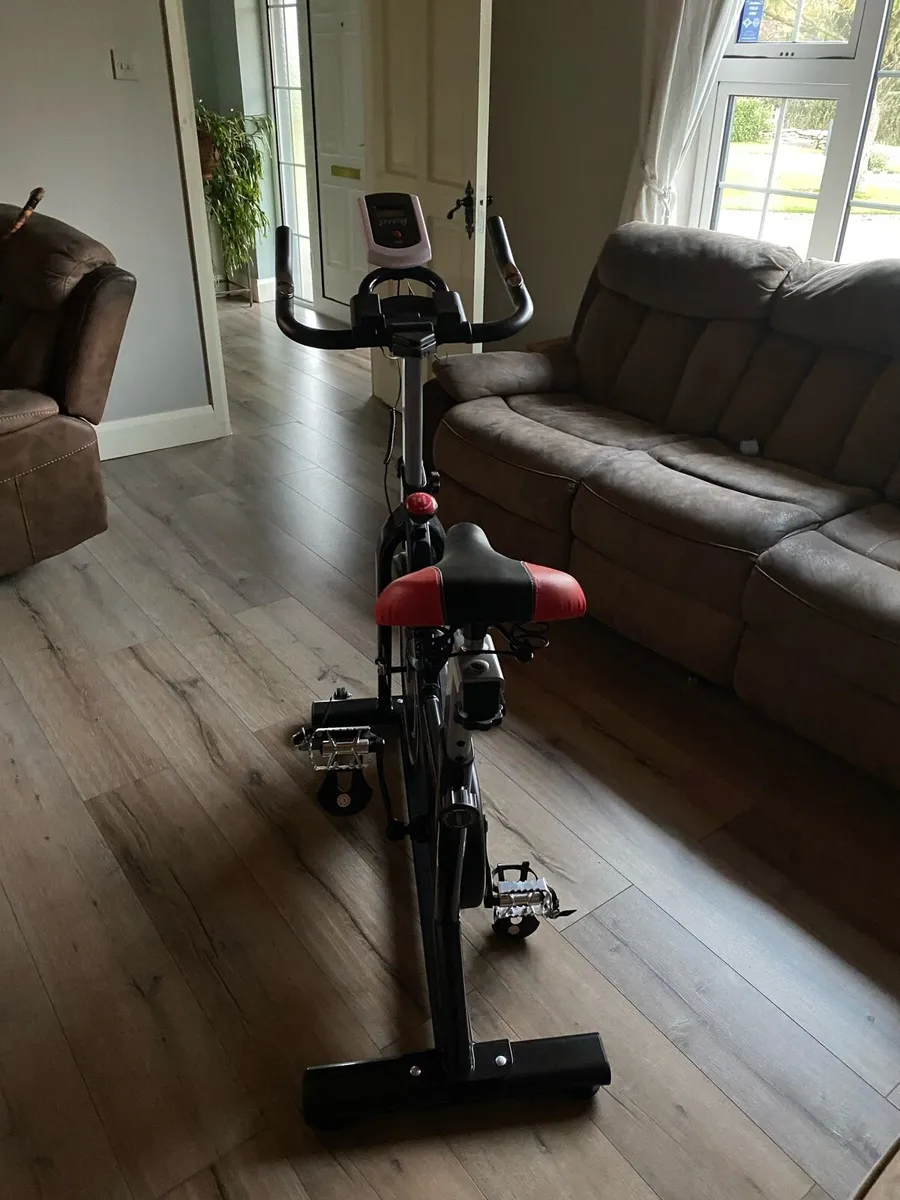 Exercise bike - Image 3