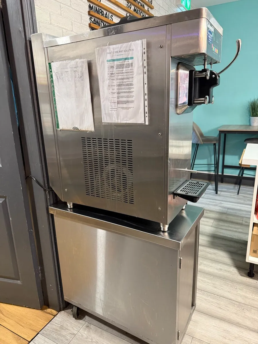 Ice cream machine - Image 3