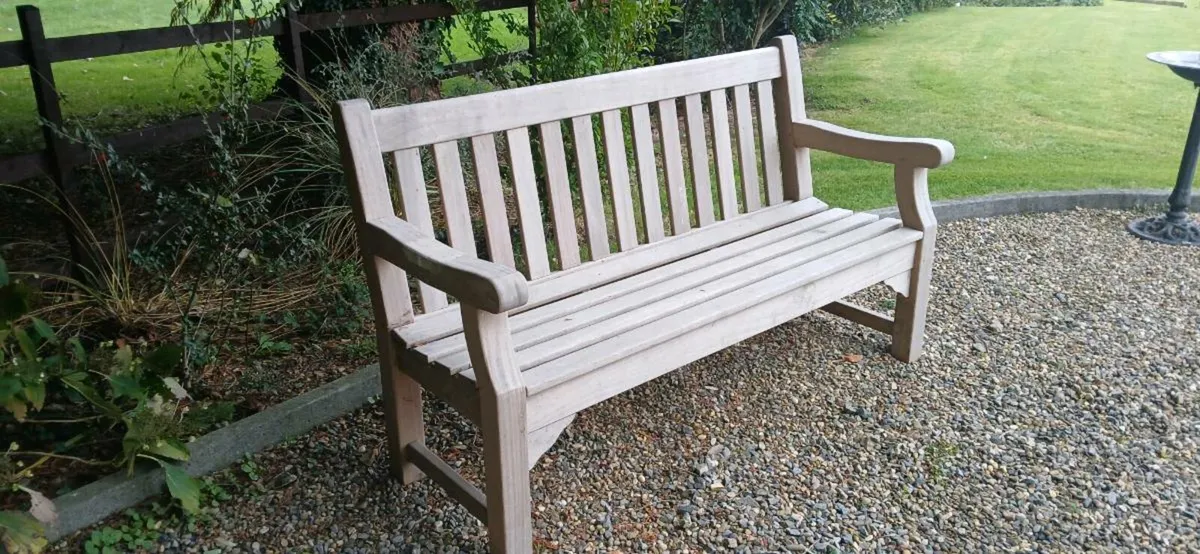 Garden bench - Image 1