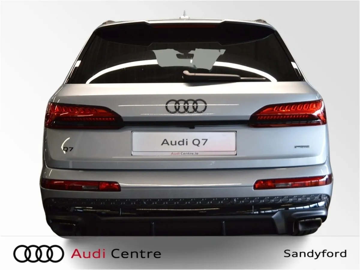 Audi Q7 55 Tfsi-e Quattro S-line 290KW - Image 4