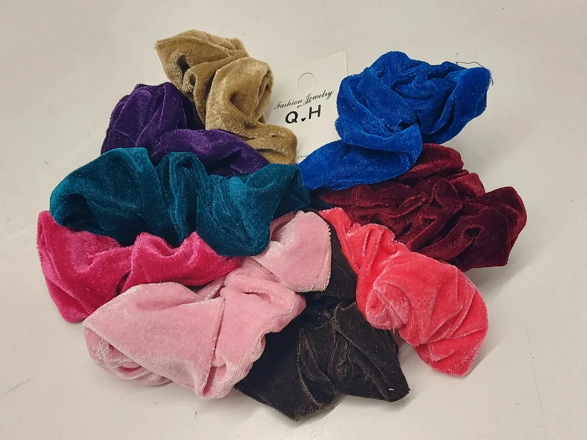 Online Auction Of Hair Scrunchies And More! - Image 2