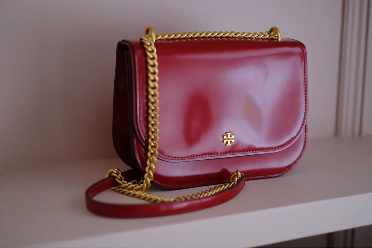 Tory Burch Emerson Red Leather cross body bag - Image 2