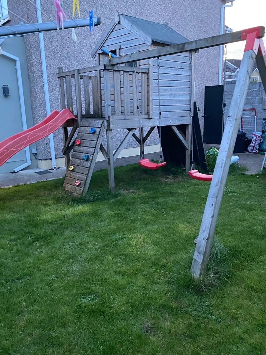 Wooden garden playhouse - Image 4