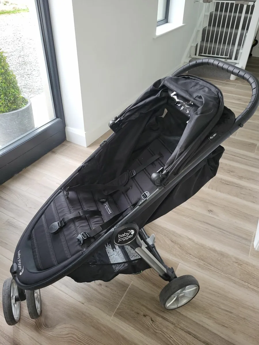 Baby Jogger Running Buggy - Image 1