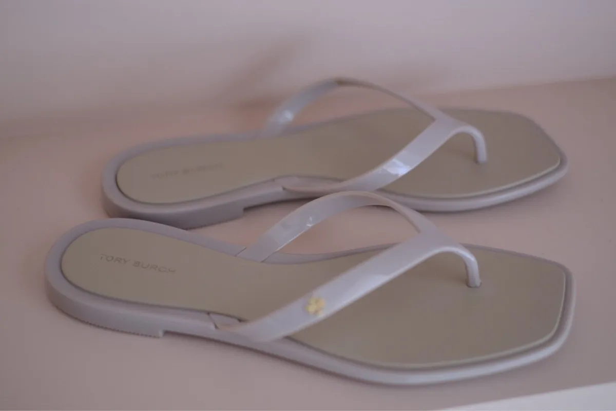 Tory Burch Roxanne Flip Flops Grey - Image 3