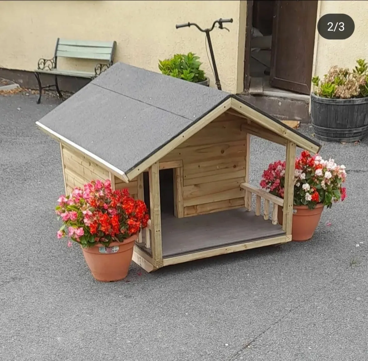 Dog house - Image 2