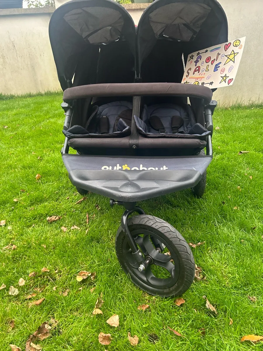 Out n about double buggy - Image 2
