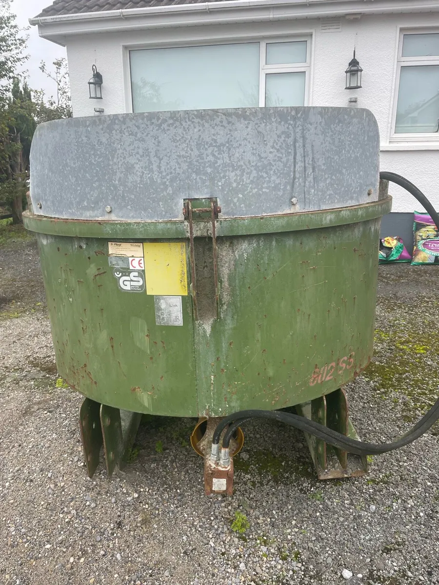 Concrete  Pan Mixer - Image 1