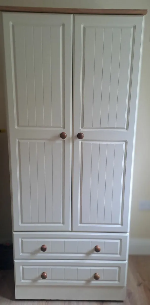 Wardrobe & two matching lockers - Image 2