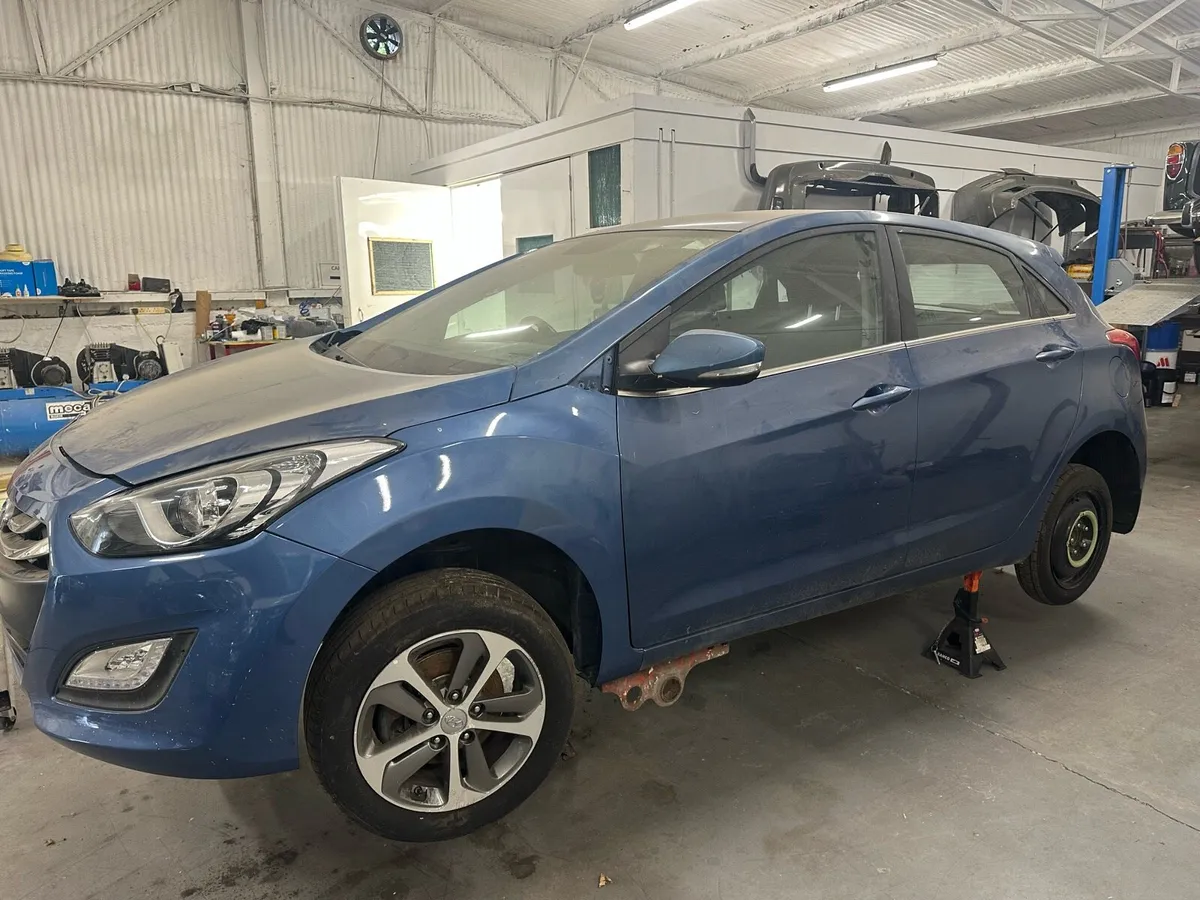 Hyundai i30 - Image 2