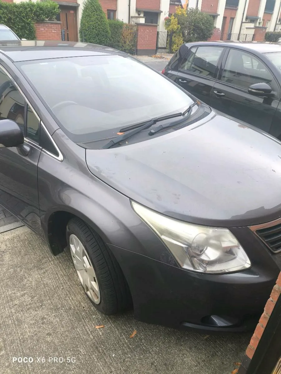 Toyota Avensis - Image 1